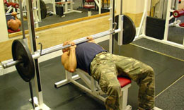 Smith Machine Close-Grip Press